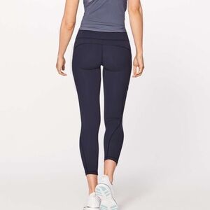 Lululemon run on‎ tight 25” size 4 navy blue